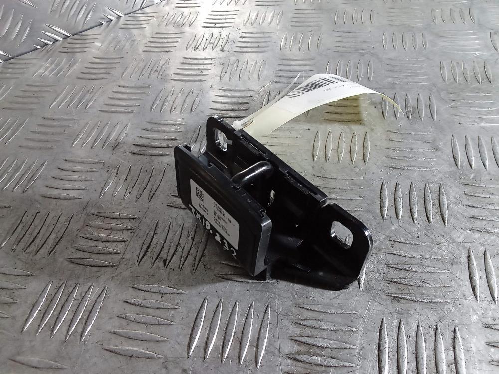 петля двери Tesla Model X 1 поколение 2019, Электро , цвет, 1033836 - фото №1