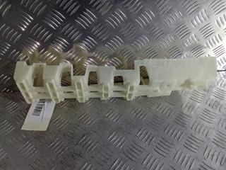 кронштейн (крепление) Tesla Model X 1 поколение 2019, Электро , цвет, 1089758