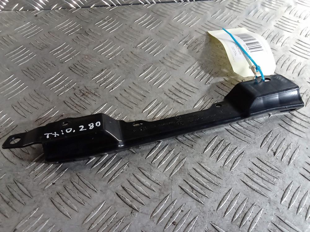 кронштейн (крепление) Tesla Model X 1 поколение 2019, Электро , цвет, 1054068 - фото №1