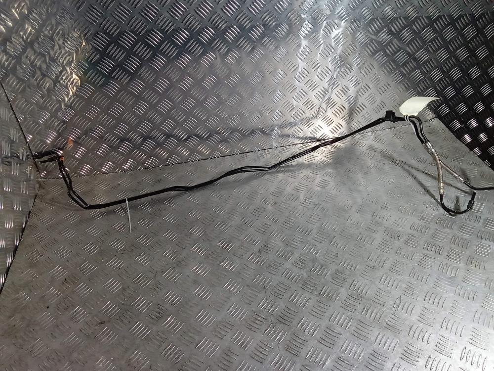 шланг тормозной Tesla Model X 1 поколение 2019, Электро , цвет, 1027711 - фото №1