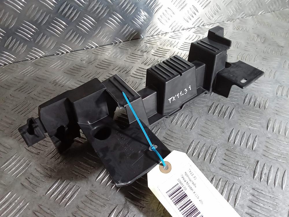 кронштейн (крепление) Tesla Model X 1 поколение 2019, Электро , цвет, 1060170 - фото №1