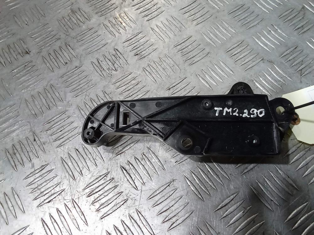 кронштейн (крепление) Tesla Model 3 1 поколение 2019, Электро , цвет, 1098790 - фото №1