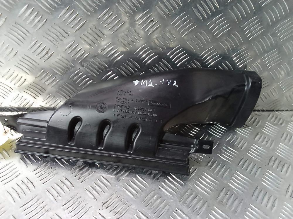 воздуховод Tesla Model 3 1 поколение 2019, Электро , цвет, 1099293 - фото №1
