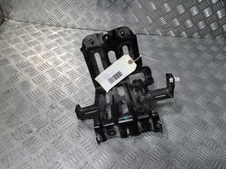 кронштейн (крепление) Tesla Model 3 1 поколение 2019, Электро , цвет, 1119120