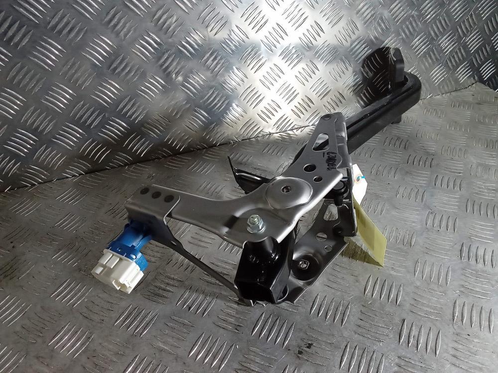 педаль тормоза Tesla Model X 1 поколение 2019, Электро , цвет, 1027691 - фото №1