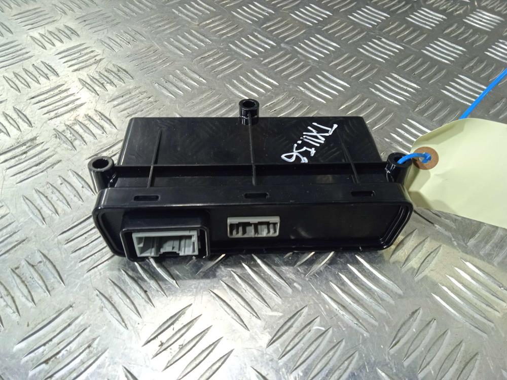 блок управления ручником Tesla Model X 1 поколение 2019, Электро , цвет, 1007618 - фото №1