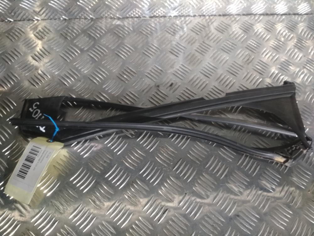 уплотнитель Tesla Model X 1 поколение 2019, Электро , цвет, 1032152 - фото №1