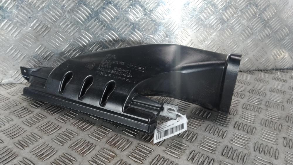 воздуховод Tesla Model 3 1 поколение 2019, Электро , цвет, 1099293 - фото №1