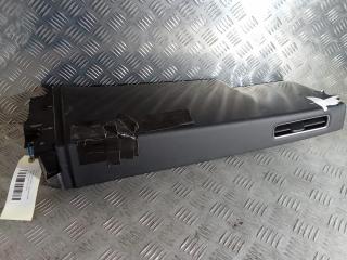 обшивка стойки центральной правой Tesla Model X 1 поколение 2019, Электро , цвет, 1035971