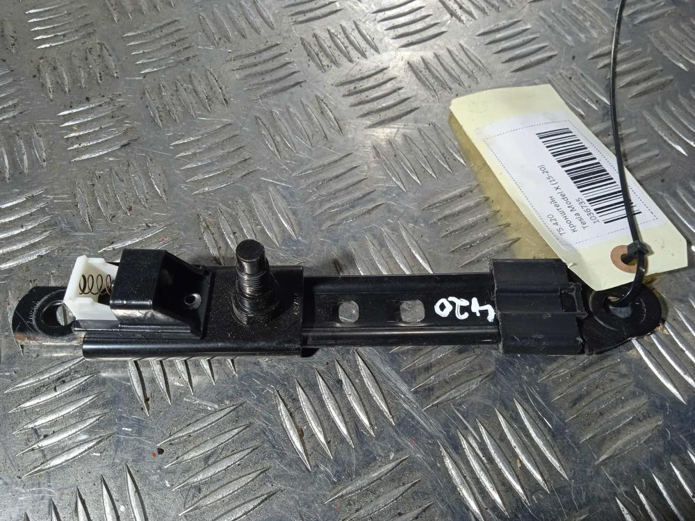 кронштейн (крепление) Tesla Model X 1 поколение 2019, Электро , цвет, 1036735 - фото №1