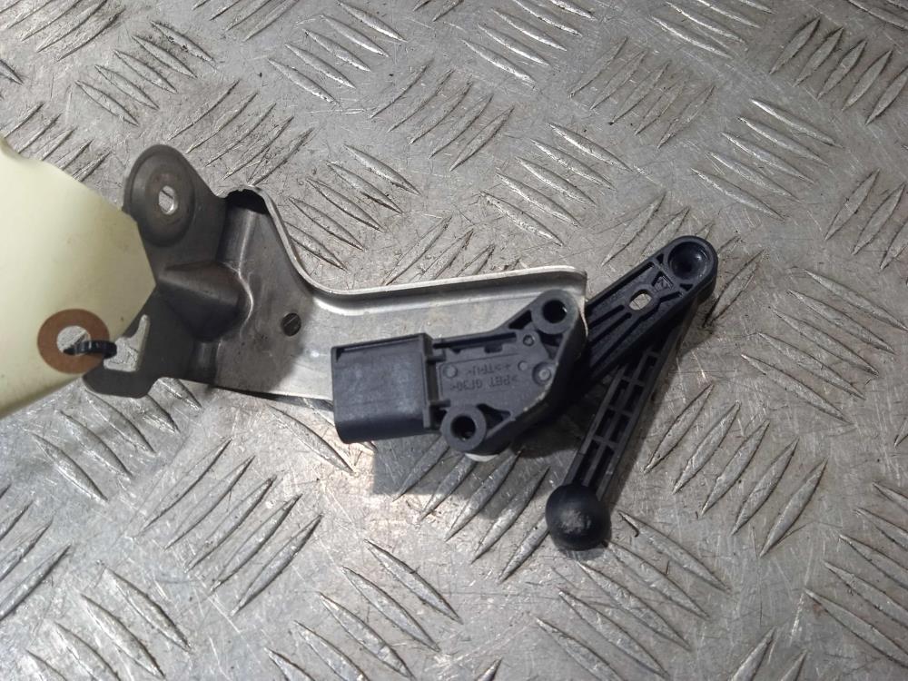 датчик дорожного просвета Tesla Model X 1 поколение 2019, Электро , цвет, 1027976 - фото №1