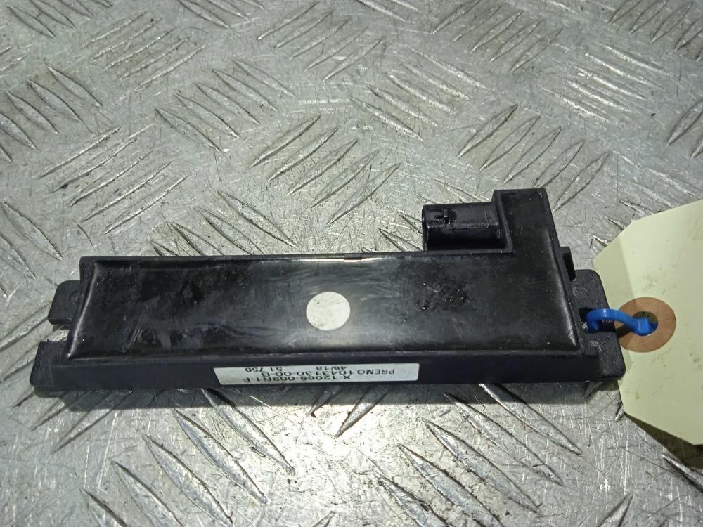 Антенна системы комфортного доступа Tesla Model X 1 поколение 2019, Электро , цвет, 1043130 - фото №1