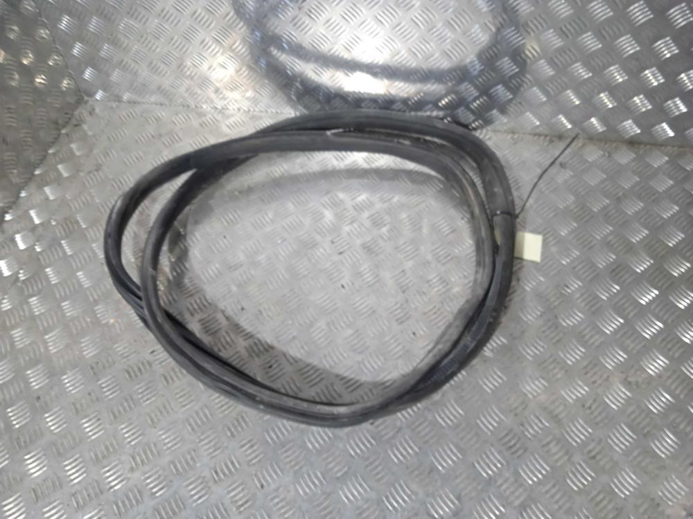 уплотнитель Tesla Model X 1 поколение 2019, Электро , цвет - фото №1