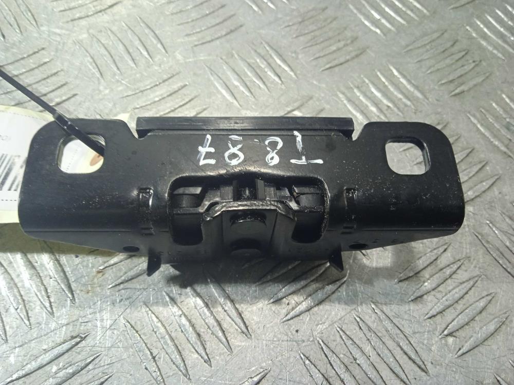 петля двери Tesla Model X 1 поколение 2019, Электро , цвет, 1033836 - фото №1