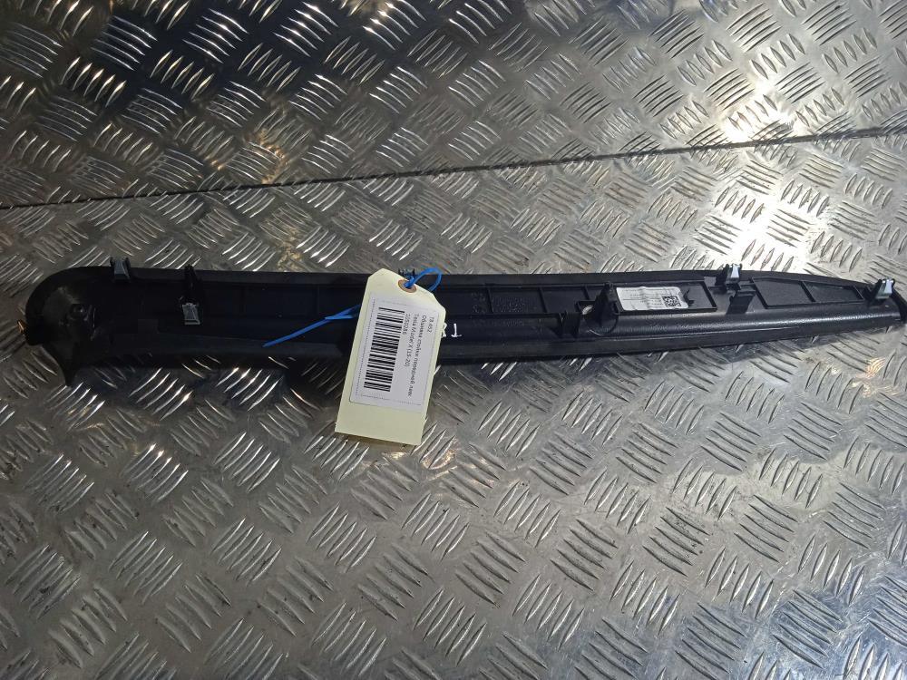 обшивка стойки передней левой Tesla Model X 1 поколение 2019, Электро , цвет, 1050286 - фото №1