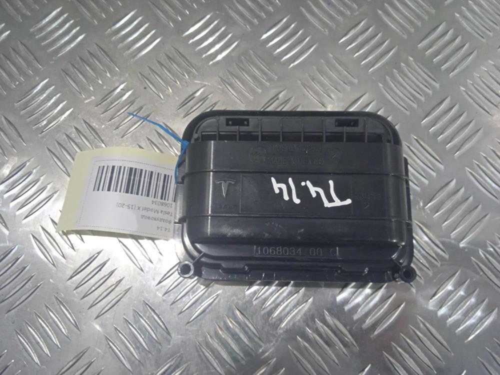 воздуховод Tesla Model X 1 поколение 2019, Электро , цвет, 1068034 - фото №1