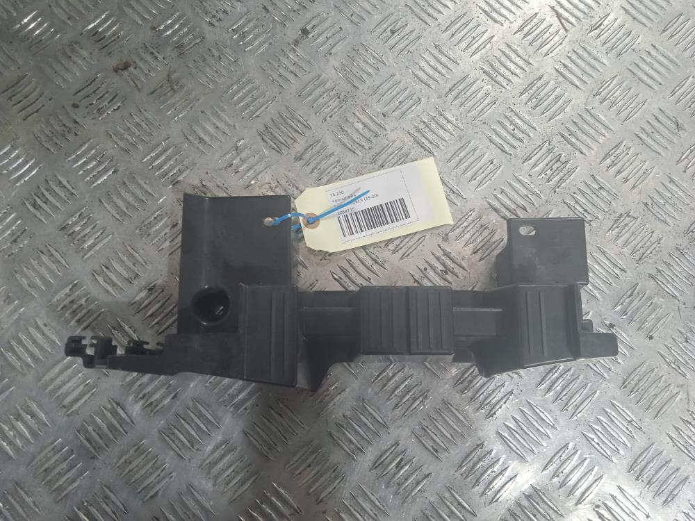 кронштейн (крепление) Tesla Model X 1 поколение 2019, Электро , цвет, 1059715 - фото №1