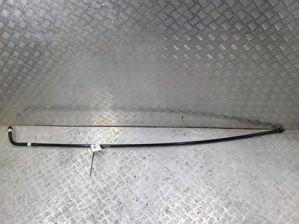 патрубок (трубопровод, шланг) Tesla Model 3 1 поколение 2019, Электро , цвет, 1077596 - фото №1