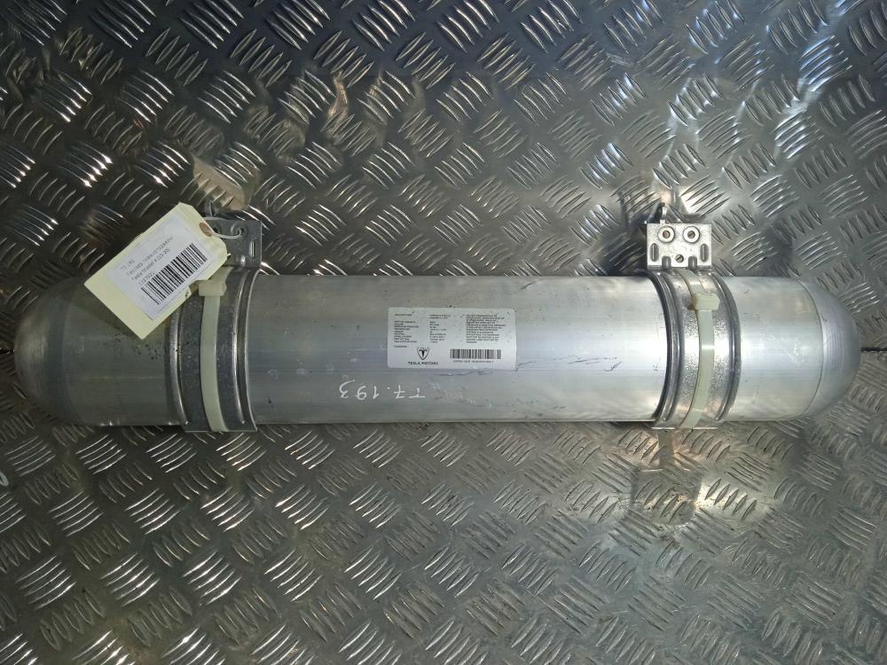 ресивер пневмоподвески Tesla Model X 1 поколение 2019, Электро , цвет, 1027921 - фото №1