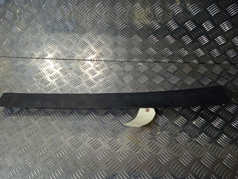 молдинг двери задней левой Tesla Model X 1 поколение 2019, Электро , цвет, 1035122 - фото №1