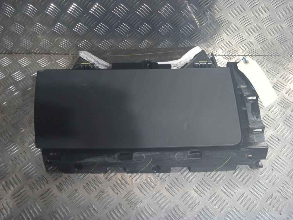 бардачок Tesla Model X 1 поколение 2019, Электро , цвет, 1003327 - фото №1