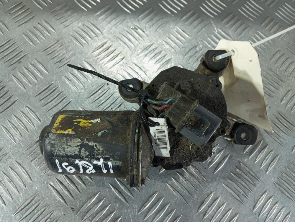 моторчик передних стеклоочистителей (дворников) Nissan Primera P10 1995, цвет, 22115767 - фото №1