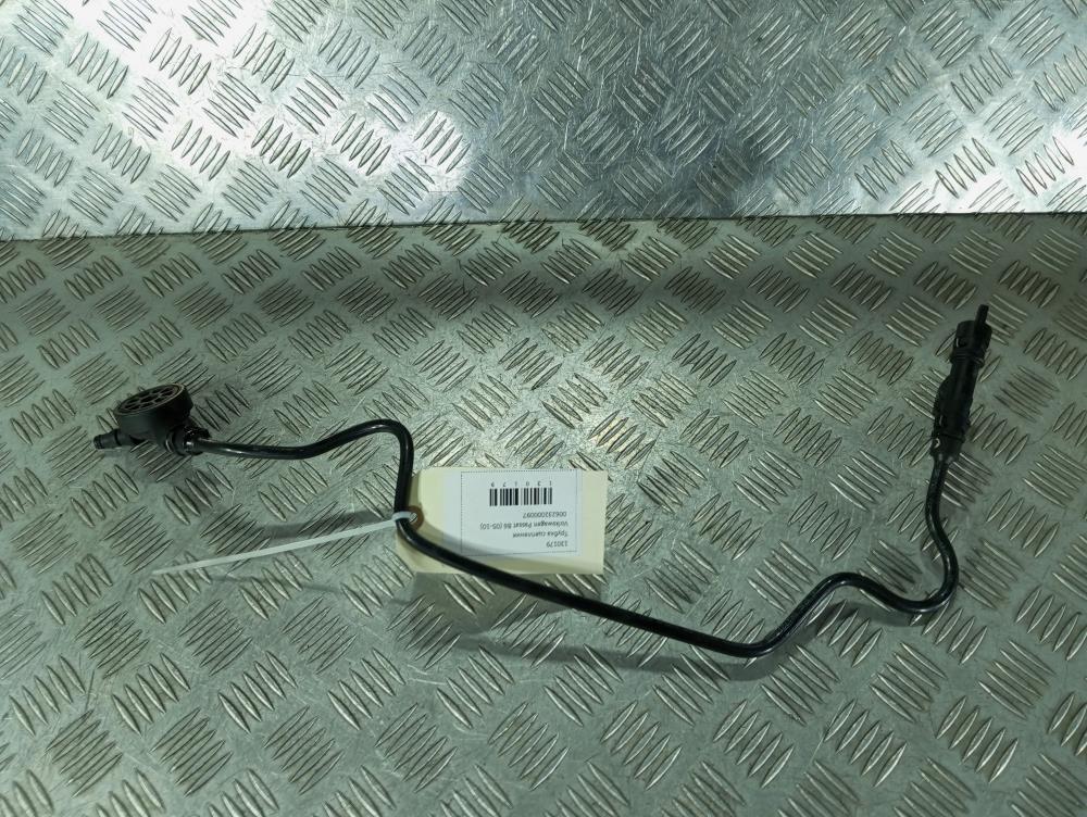 трубка (шланг) сцепления Volkswagen Passat B6 2009, цвет, 006232000097 - фото №1