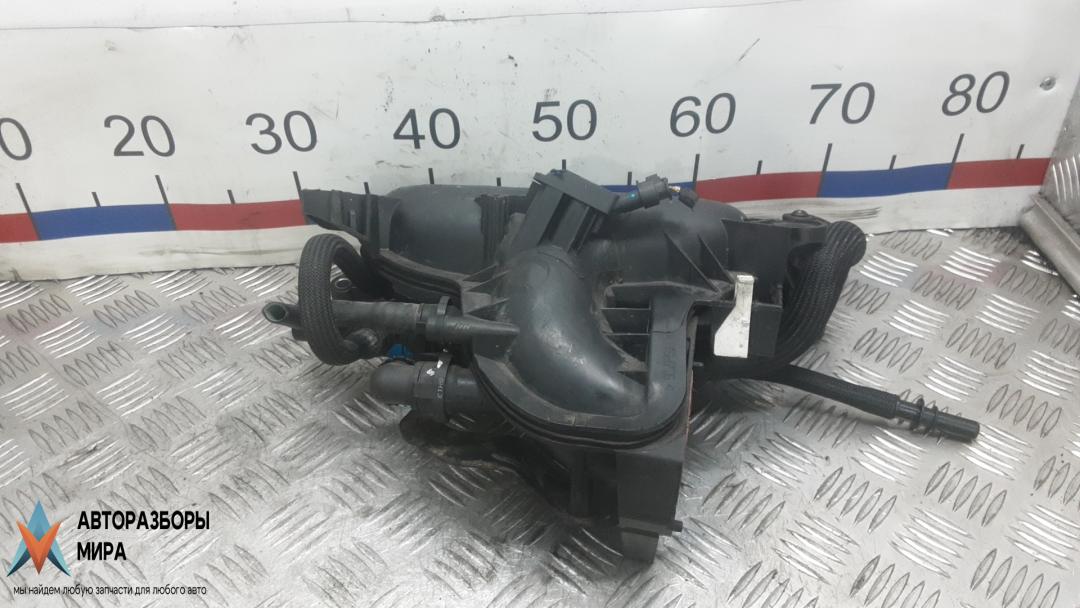 коллектор впускной Peugeot 308 T9 2014, 1.6 л., бензин, МКПП, хетчбэк 5 дв. - фото №1