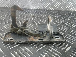 замок капота Volkswagen Jetta 5 поколение 2007, 2.0 л., дизель, МКПП, седан, 1K0823480