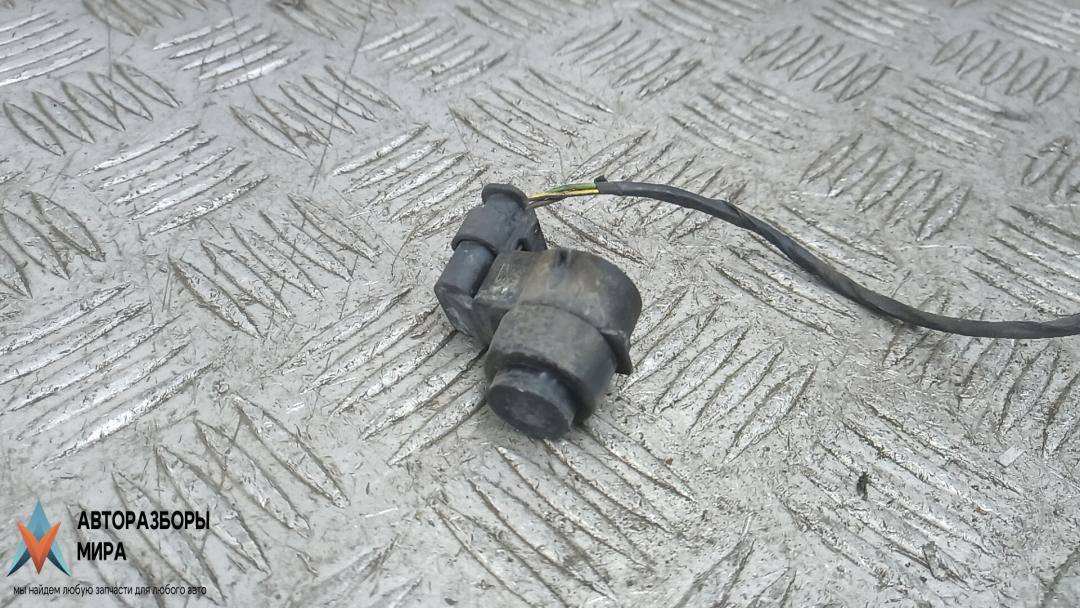 парктроник задний BMW 1 серия E81/E82/E87/E88 2006, 2.0 л., 120d, дизель, МКПП, хетчбэк 5 дв. - фото №1