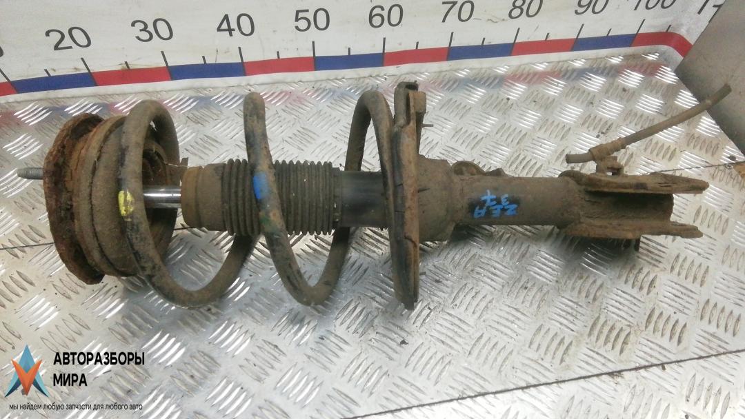 Стойка Hyundai H-1 Starex 1997 2011, 2.5 л., дизель, МКПП, минивэн, 546504H100, 546304H100, 546104H000 - фото №1