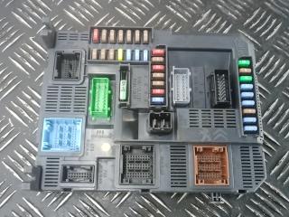 блок комфорта Peugeot 308 T9 2014, 1.6 л., бензин, МКПП, хетчбэк 5 дв., 9807054180