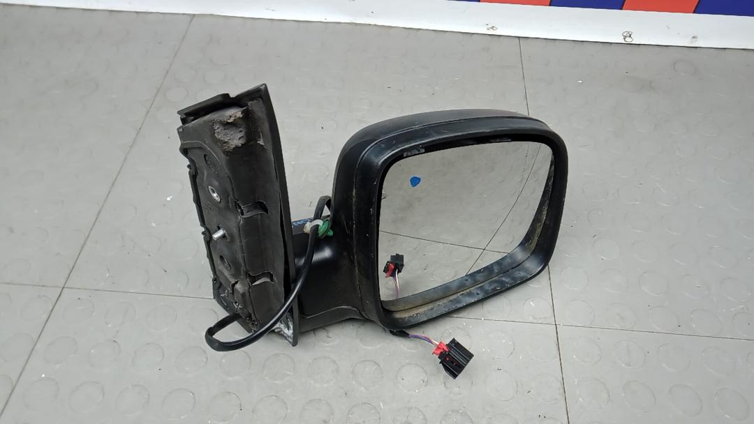 зеркало правое Volkswagen Caddy 3 поколение 2006, 1.9 л., дизель, АКПП, PINOV - фото №1