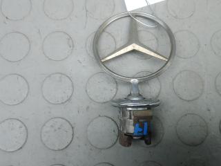 Значок на капот Mercedes-Benz E-Класс W211/S211 2005, 2.2 л., D E220 CDI, дизель, МКПП, седан