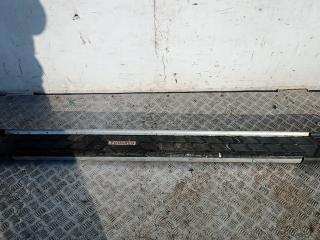 подножка Volkswagen Touareg 1 поколение 2004, 2.5 л., дизель, АКПП, внедорожник 5 дв.