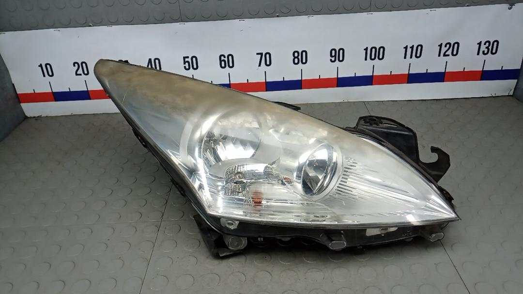 фара правая Peugeot 3008 1 поколение 2010, 1.6 л., бензин, МКПП, хетчбэк 5 дв., 9685472680 - фото №1
