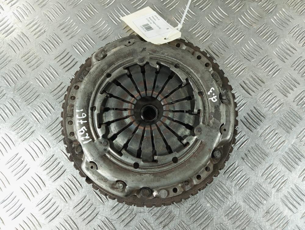 маховик Renault Megane 2 поколение 2005, Дизель 1.5, цвет - фото №1