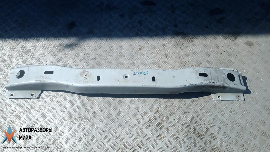 усилитель бампера переднего Nissan NV400 2016, 2.3 л., дизель, МКПП, микроавтобус - фото №1