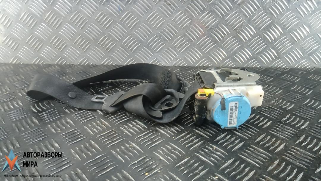 ремень безопасности Mercedes-Benz A-Класс W176 2012, 1.8 л., дизель, АКПП, хетчбэк 5 дв. - фото №1