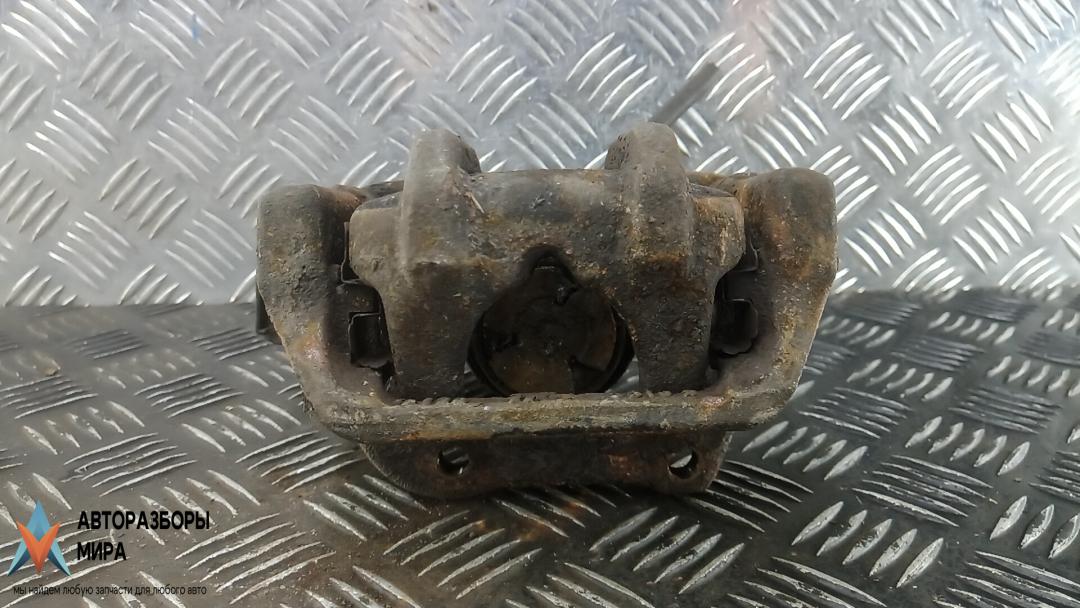 суппорт задний левый BMW 5 серия F07/F10/F11 2011, 2.0 л., 520d, дизель, АКПП, седан - фото №1