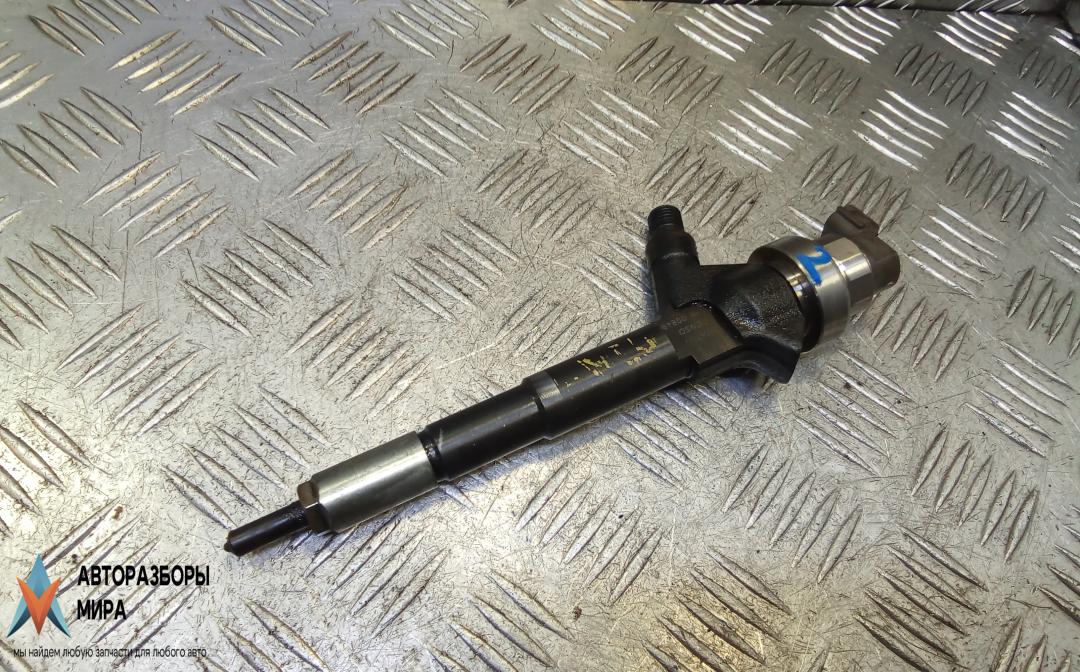 форсунка Opel Meriva 2 поколение (B) 2011, 1.7 л., дизель, МКПП, хетчбэк 5 дв., 55567729 - фото №1