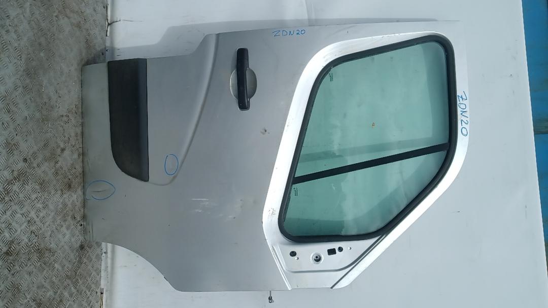 дверь передняя правая Nissan NV400 2016, 2.3 л., дизель, МКПП, микроавтобус - фото №1