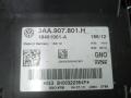 блок управления ручником Volkswagen Sharan 2 поколение 2012, 2.0 л., дизель, АКПП, минивэн, 3AA907801H - фото №2
