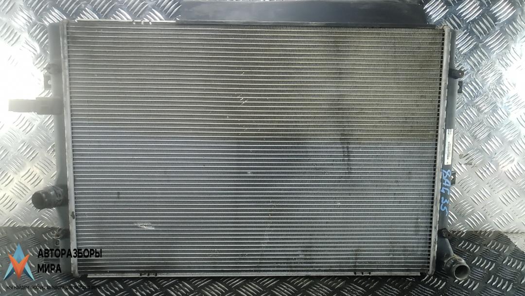 радиатор охлаждения Volkswagen Sharan 2 поколение 2012, 2.0 л., дизель, АКПП, минивэн, 5N0121253P - фото №1