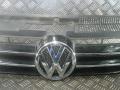 решетка радиатора Volkswagen Sharan 2 поколение 2012, 2.0 л., дизель, АКПП, минивэн, 7N0853651D - фото №4