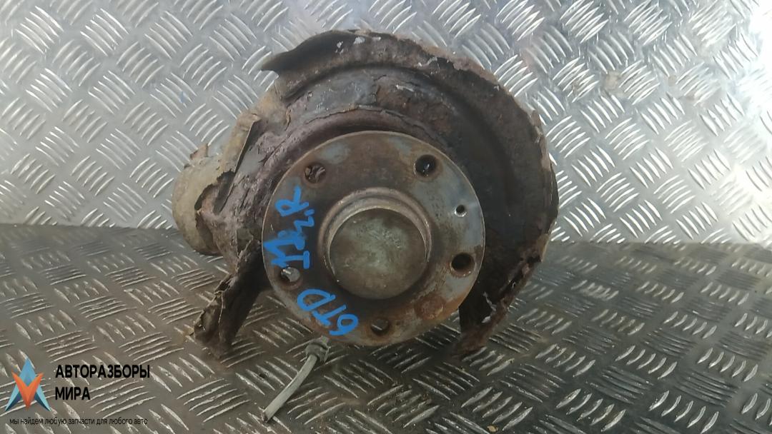 ступица задняя правая Skoda Octavia 3 поколение (A7) 2014, 1.6 л., дизель, МКПП, хетчбэк 5 дв., 8V0598611, 8V0598611A - фото №1