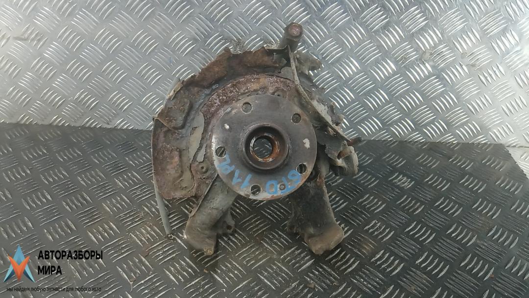 ступица передняя левая Skoda Octavia 3 поколение (A7) 2014, 1.6 л., дизель, МКПП, хетчбэк 5 дв., 8V0498625B, 5Q0407255N - фото №1