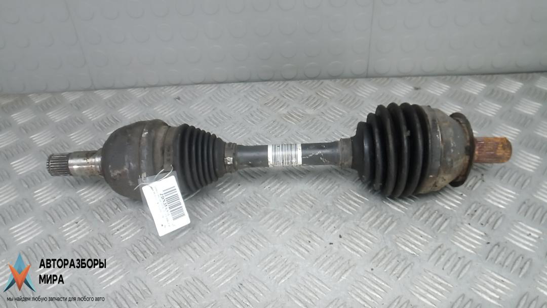 полуось передняя левая (приводной вал, ШРУС) Mercedes-Benz A-Класс W176 2012, 1.8 л., дизель, АКПП, хетчбэк 5 дв. - фото №1