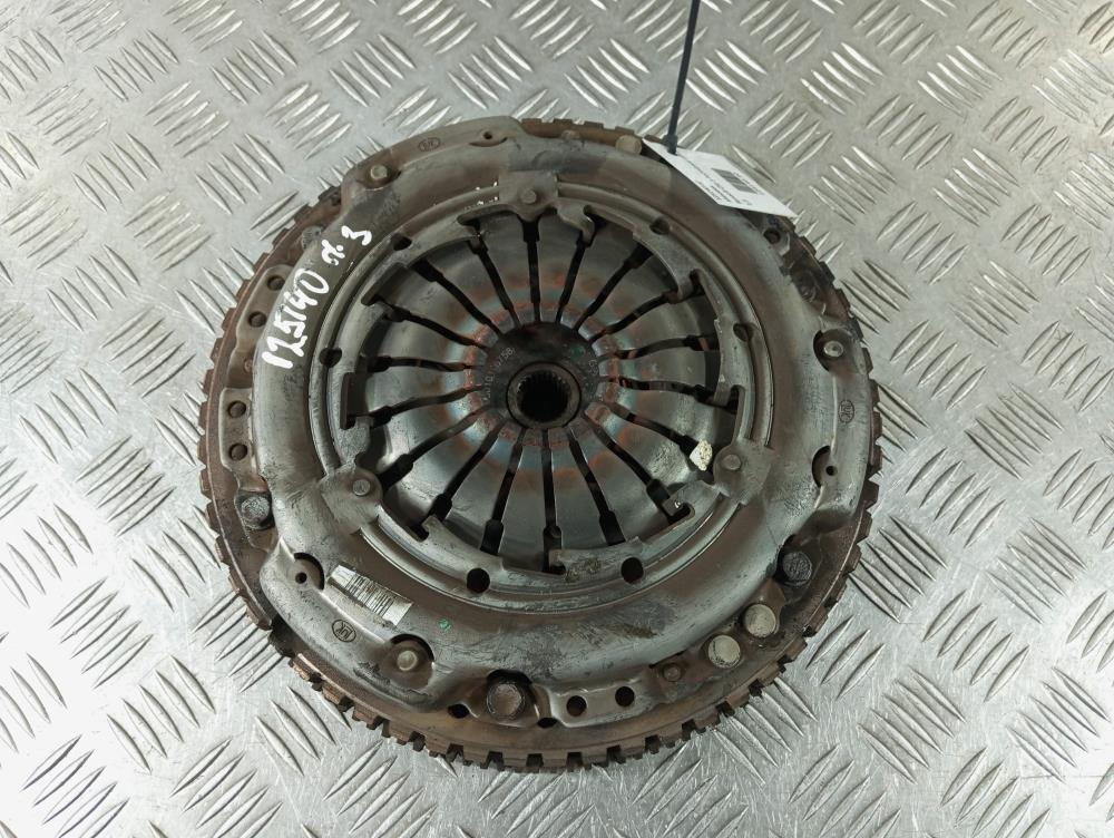 маховик Renault Clio 3 поколение 2007, Дизель 1.5, цвет - фото №1
