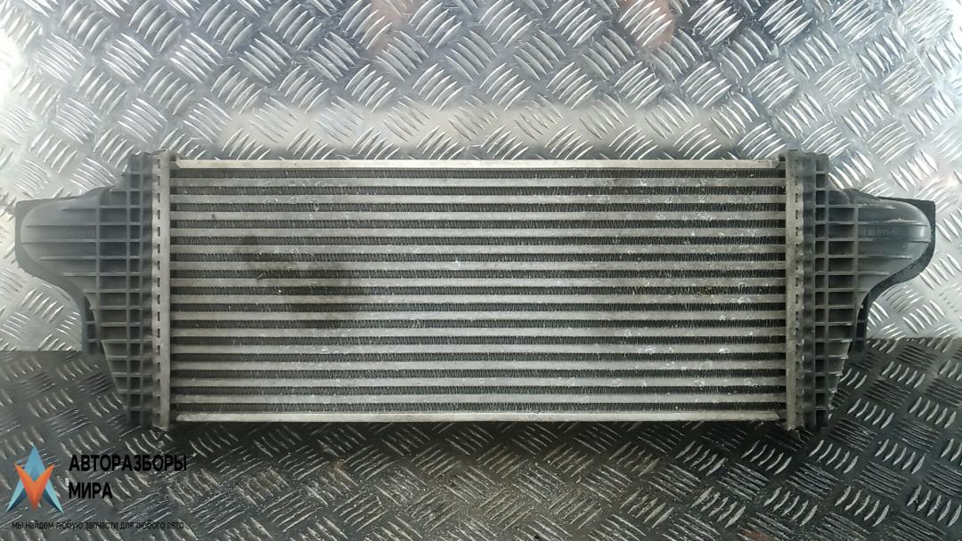 радиатор интеркулера Mercedes-Benz R-Класс W251 2008, 3.0 л., дизель, АКПП, минивэн - фото №1